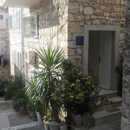 Apartments Ada Novak Hvar Town Room photo