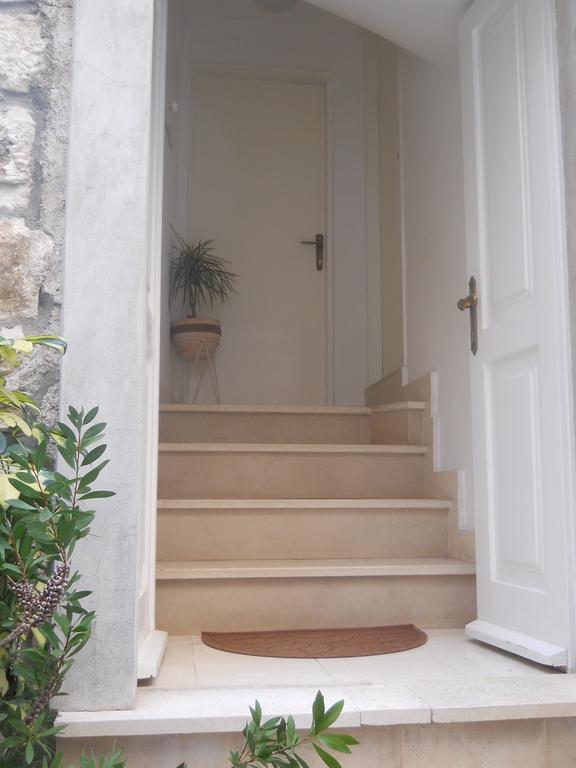 Ada Novak Hvar Town