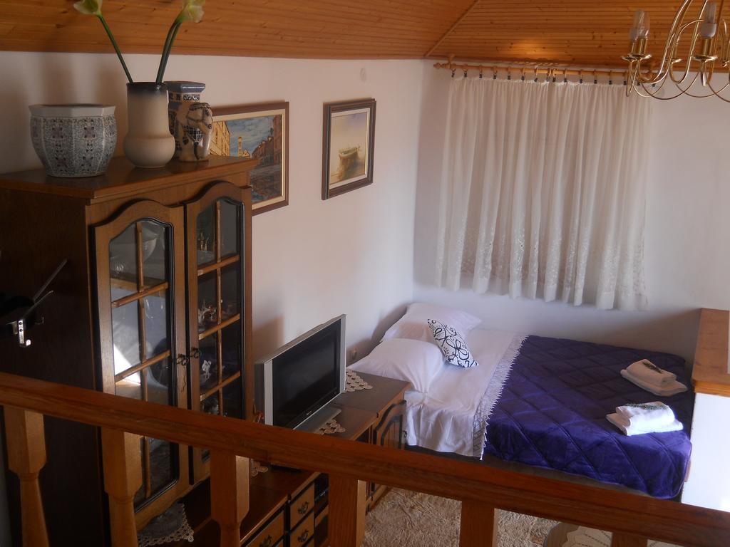 Ada Novak Apartment
